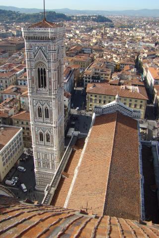 image Campanile o Campanario del Duomo o Catedral de Florencia, Italia