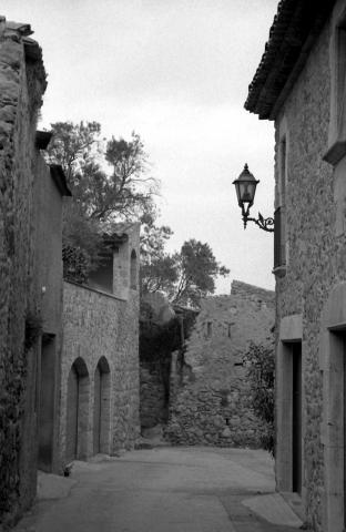 image Calle de Peratallada, Girona