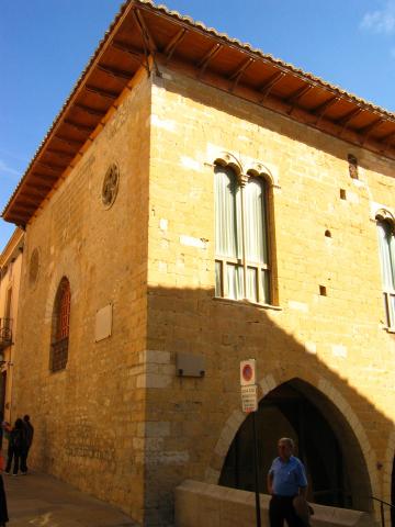 image Exterior del edificio del ayuntamiento, Morella, Castellón