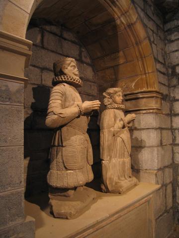 image Estatuas de piedra, Roncesvalles, Navarra