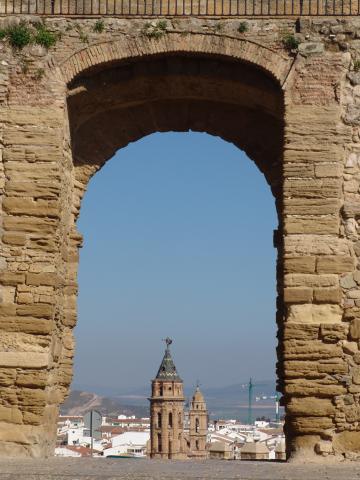 image Arco de la alcazaba de Antequera, Málaga 