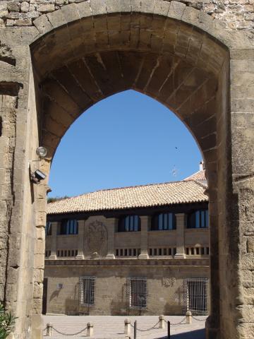 image Puerta árabe en Baeza, Jaén 