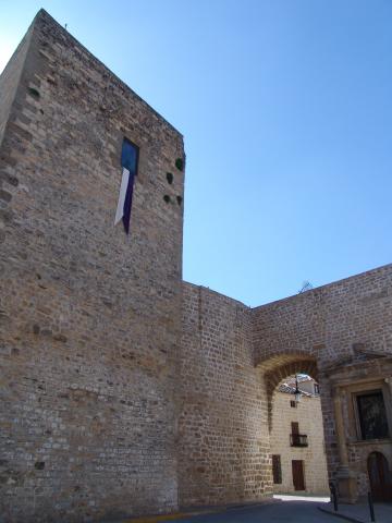 image Puerta de Úbeda en Baeza, Jaén 