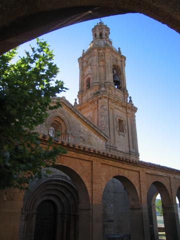 image Iglesia de San Andrés, Villamayor de Monjardín, Navarra