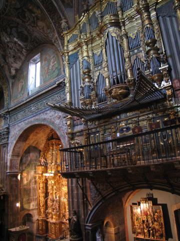 image Órgano de estilo rococó de la Iglesia de Santa María, Los Arcos, Navarra