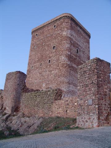 image Castillo del pueblo de Feria, Badajoz 