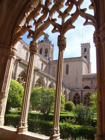 image Claustro del Real Monasterio de Santes Creus, Tarragona  