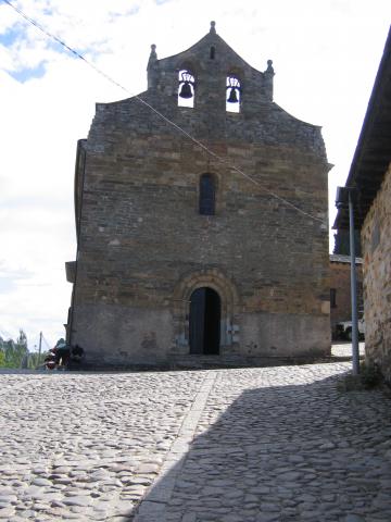 image Iglesia de Santiago, Villafranca del Bierzo, León