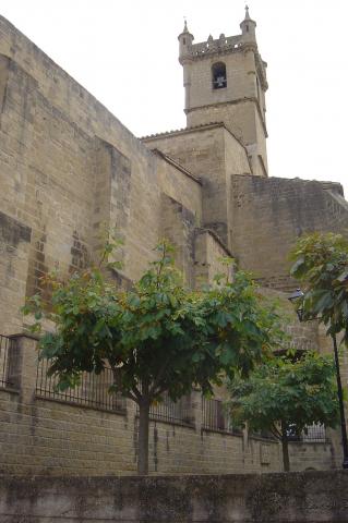 image Iglesia de San Martín. Vista exterior de la nave central, Uncastillo, Zaragoza