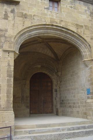 image Portada de la Iglesia de San Martín, Uncastillo, Zaragoza