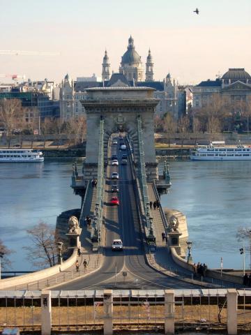 image Puente de cadenas, Budapest, Hungría