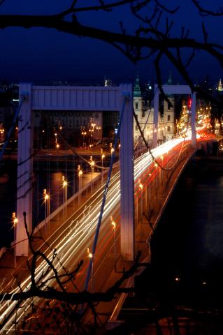 image Puente Isabel, Budapest, Hungría