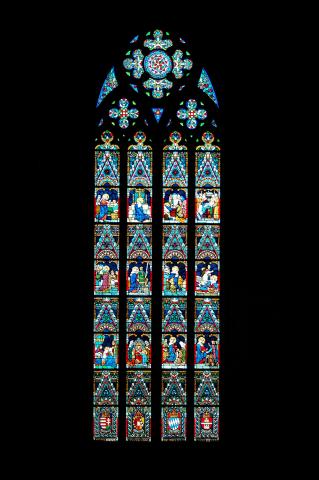 image Vidriera de la Catedral de San Matías, Budapest, Hungría