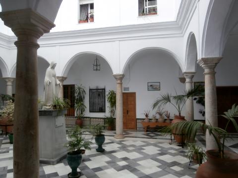 image Patio interior en Cádiz