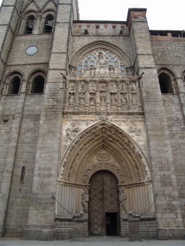 image Puerta principal de la Catedral de Ávila