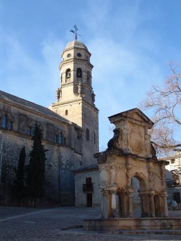image Fuente de Santa María y Catedral de Baeza, Jaén