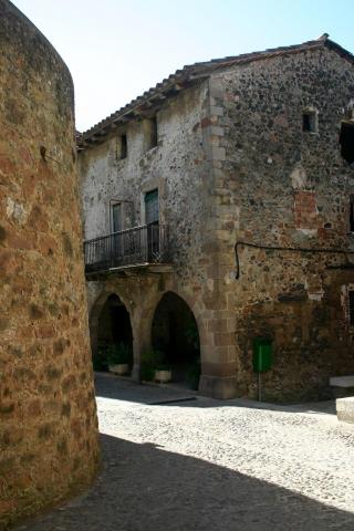 image Casas antiguas en Besalú, Garrotxa, Girona