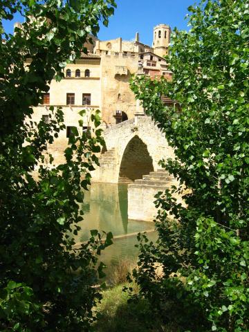 image Vista del río Matarraña con Valderrobres en el fondo, Teruel