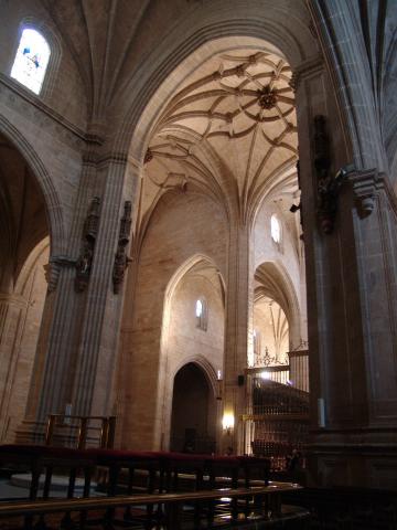 image Interior de la Catedral de Calahorra, La Rioja