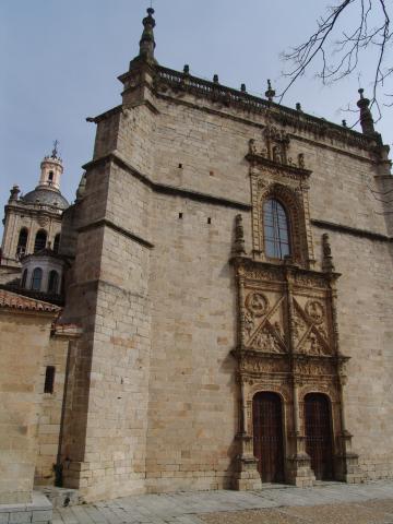 image Puerta del Perdón, Catedral de Coria, Cáceres