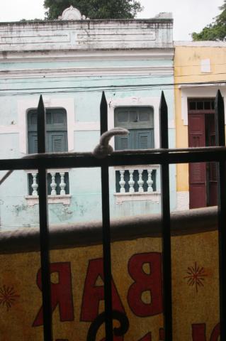 image Calle de Olinda, vista desde un portal, Pernambuco, Brasil