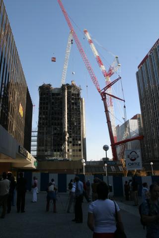 image Grúa demoledora del Windsor