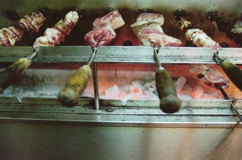 image Asado de pinchos morunos