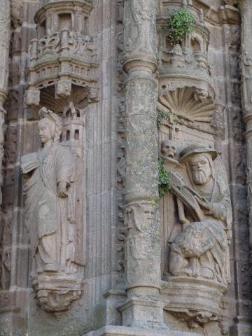 image Detalle de la fachada de la Basílica de Santa María, Pontevedra