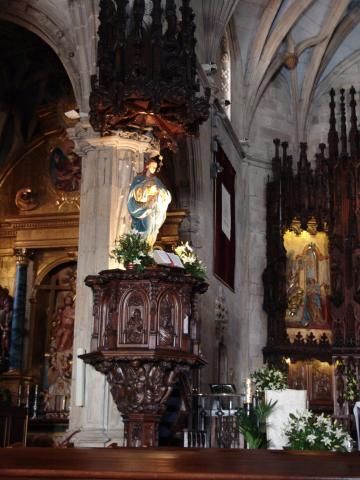 image Púlpito de la Basílica de Santa María, Pontevedra