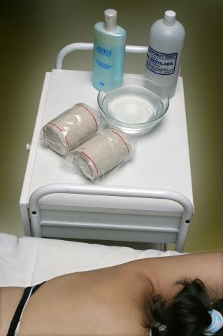 image Vendas frías: preparación del material específico para vendas frías