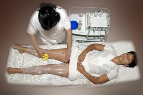 image Exfoliación mecánica: retirada del cosmético exfoliante