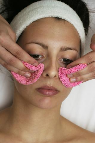 image Limpieza facial: retirada de producto desmaquillante