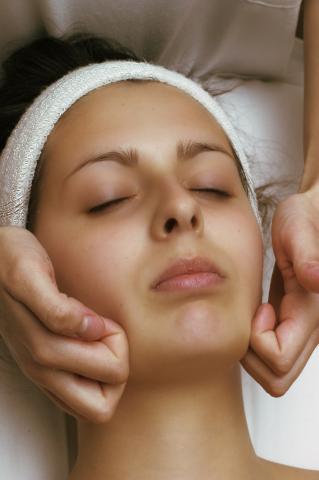 image Limpieza facial: fulaje rulante maxilar inferior