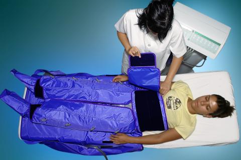 image Presoterapia: colocación de complemento en abdomen