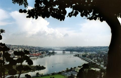 image Vistasdesde el café Pierre Loti, Estambul, Turquía