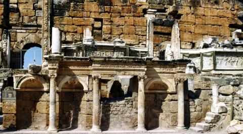 image Teatro de Hierápolis, Pamukkale, Turquía