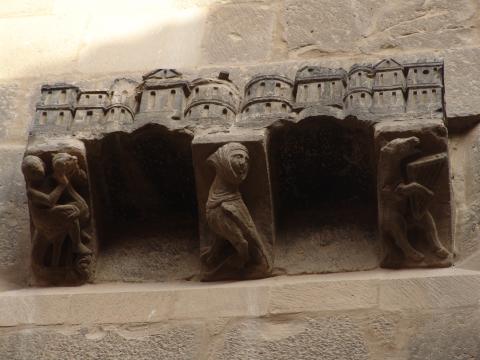 image Detalle de la fachada de la Catedral de Tudela, Navarra