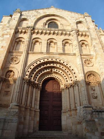 image Puerta del Obispo, Catedral de Zamora