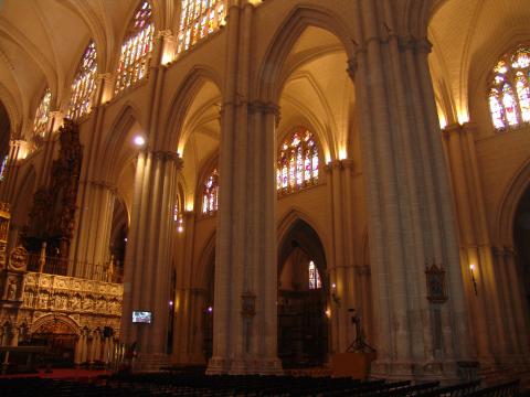 image Columnas de la Catedral de Toledo