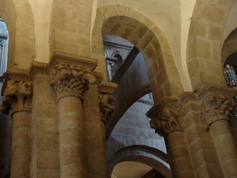 image Capiteles de la Catedral de Tuy, Pontevedra