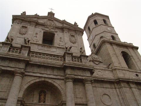 image Fachada de la Catedral de Valladolid