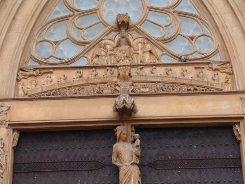 image Tímpano y parteluz, Catedral de Tarragona