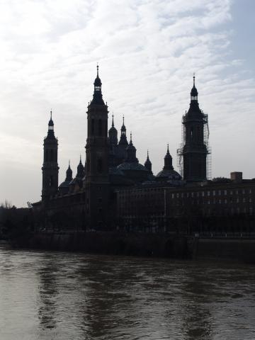 image Vista desde el río Ebro, Basílica del Pilar, Zaragoza