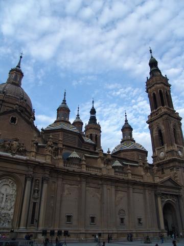 image Torres y cúpulas, Basílica del Pilar, Zaragoza