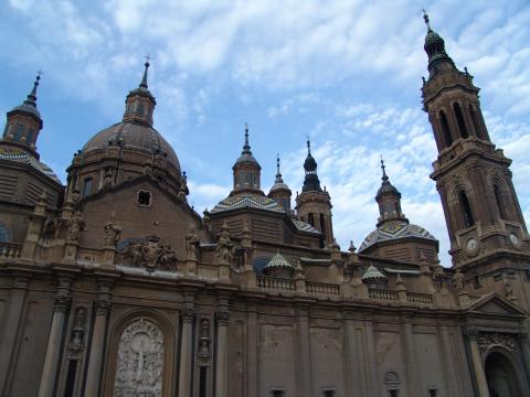 image Torres y cúpulas, Basílica del Pilar, Zaragoza