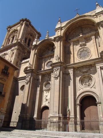 image Fachada principal de la Catedral de Granada