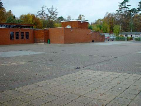 image Patio de colegio