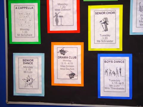 image Panel de actividades extraescolares