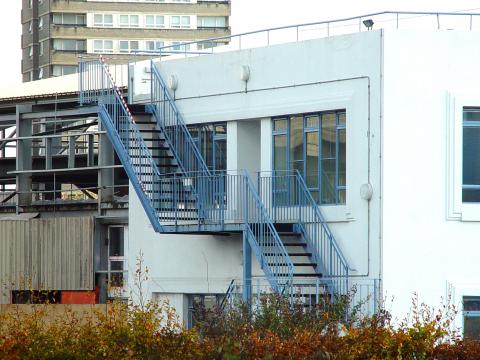 image Escalera de incendios