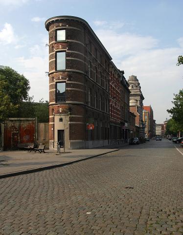 image Vista de una calle de Amberes, Bélgica